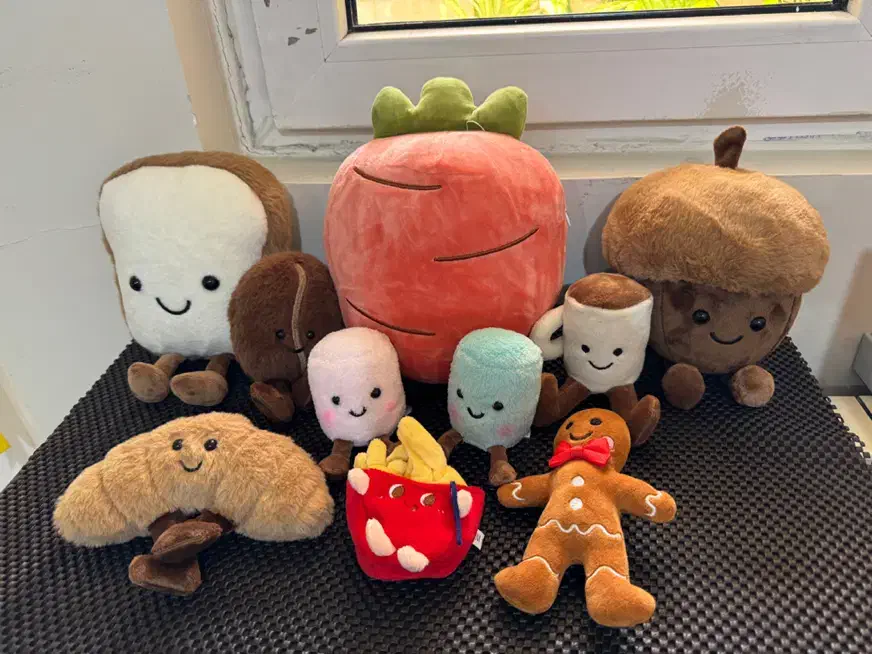 ده عدد عروسک|اسباببازی|تهران, دانشگاه شریف|دیوار