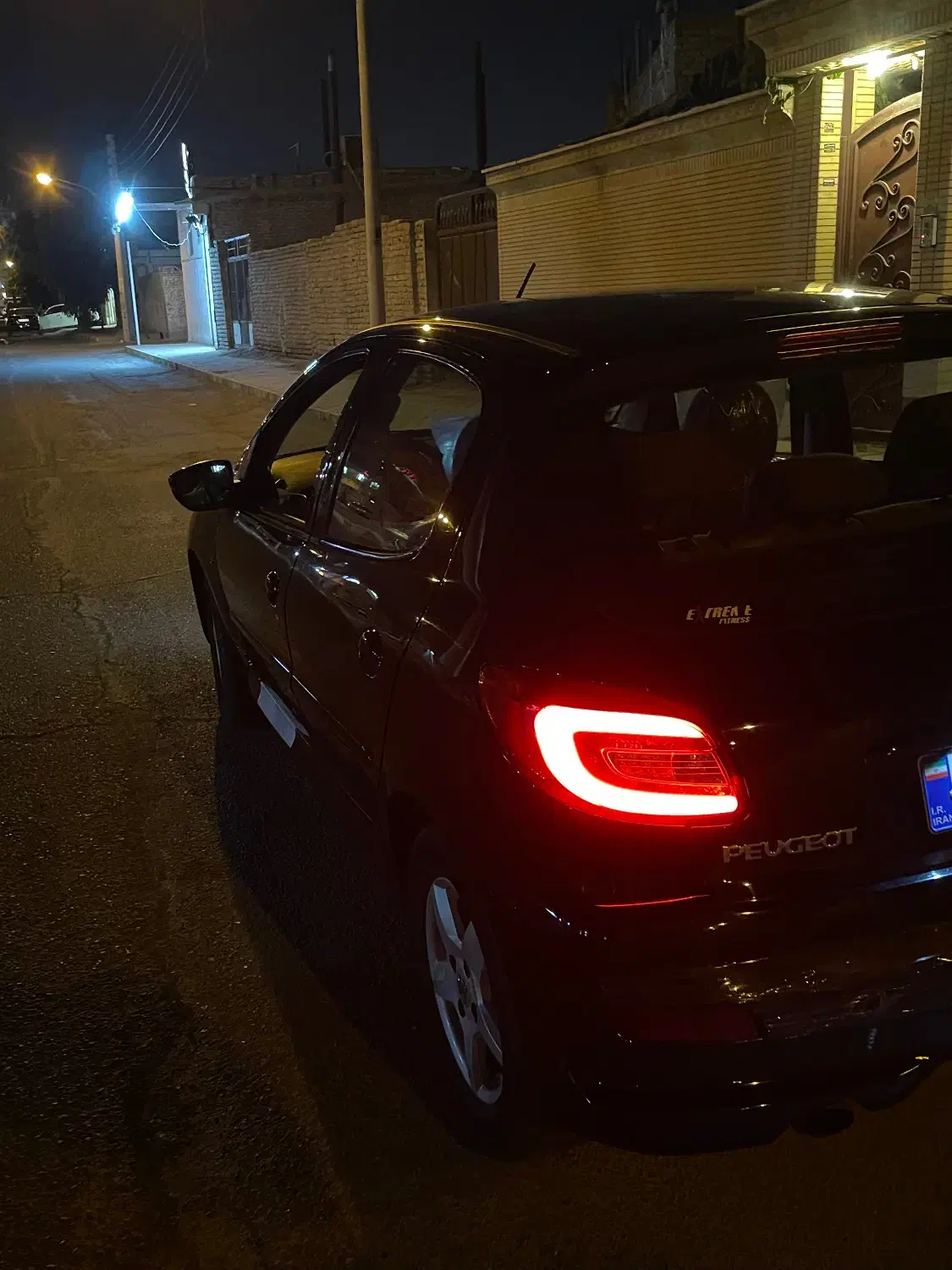 پژو207i|خودرو سواری و وانت|کاشان, فین کوچک|دیوار