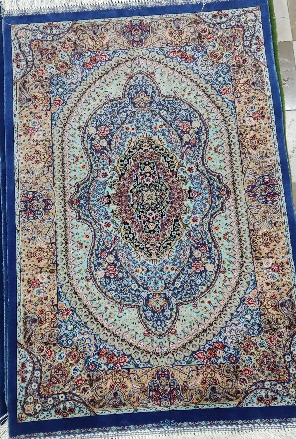 تمام ابریشم ۶۰ × ۹۰|فرش|قم, ارم|دیوار