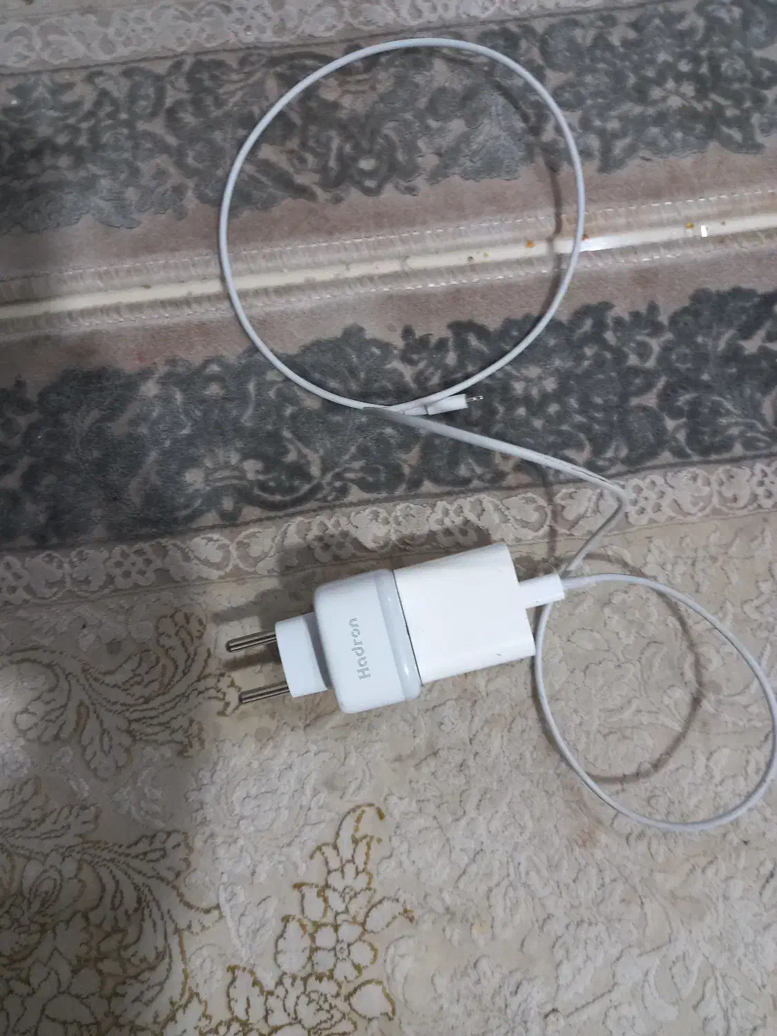 شارژ آیفون نو و سالم و به شرط کار|لوازم جانبی موبایل و تبلت|مهاباد (آذربایجان غربی), |دیوار