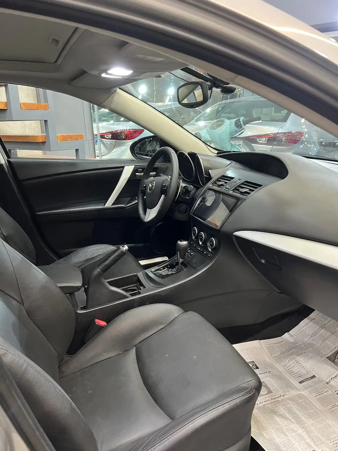 مزدا ۳|خودرو سواری و وانت|شیراز, فرهنگ شهر|دیوار