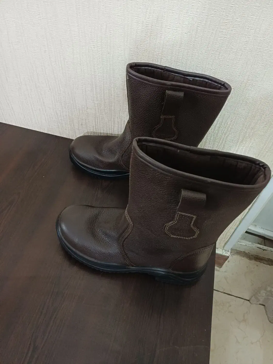 کفش ایمنی بهشتیان|کیف، کفش، کمربند|مسجد سلیمان, |دیوار