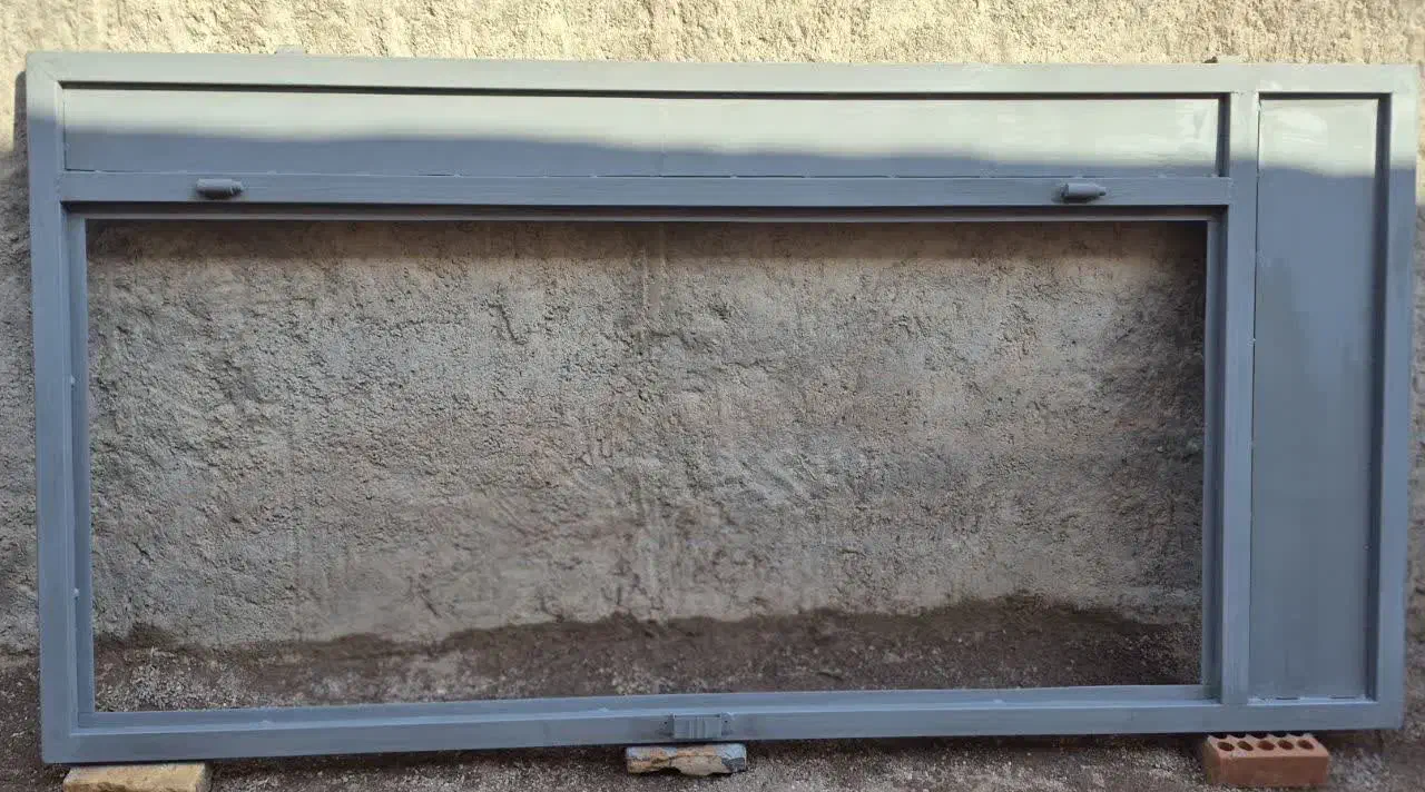 درب ورودی ساختمان دربه حیاط نو استفاده نشده|مصالح و تجهیزات ساختمان|بردسیر, |دیوار