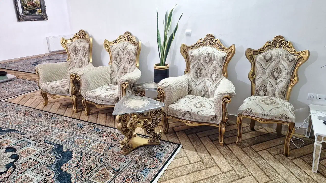 مبل سلطنتی ۹ نفره|مبلمان خانگی و میز عسلی|محمدشهر, محمدشهر|دیوار