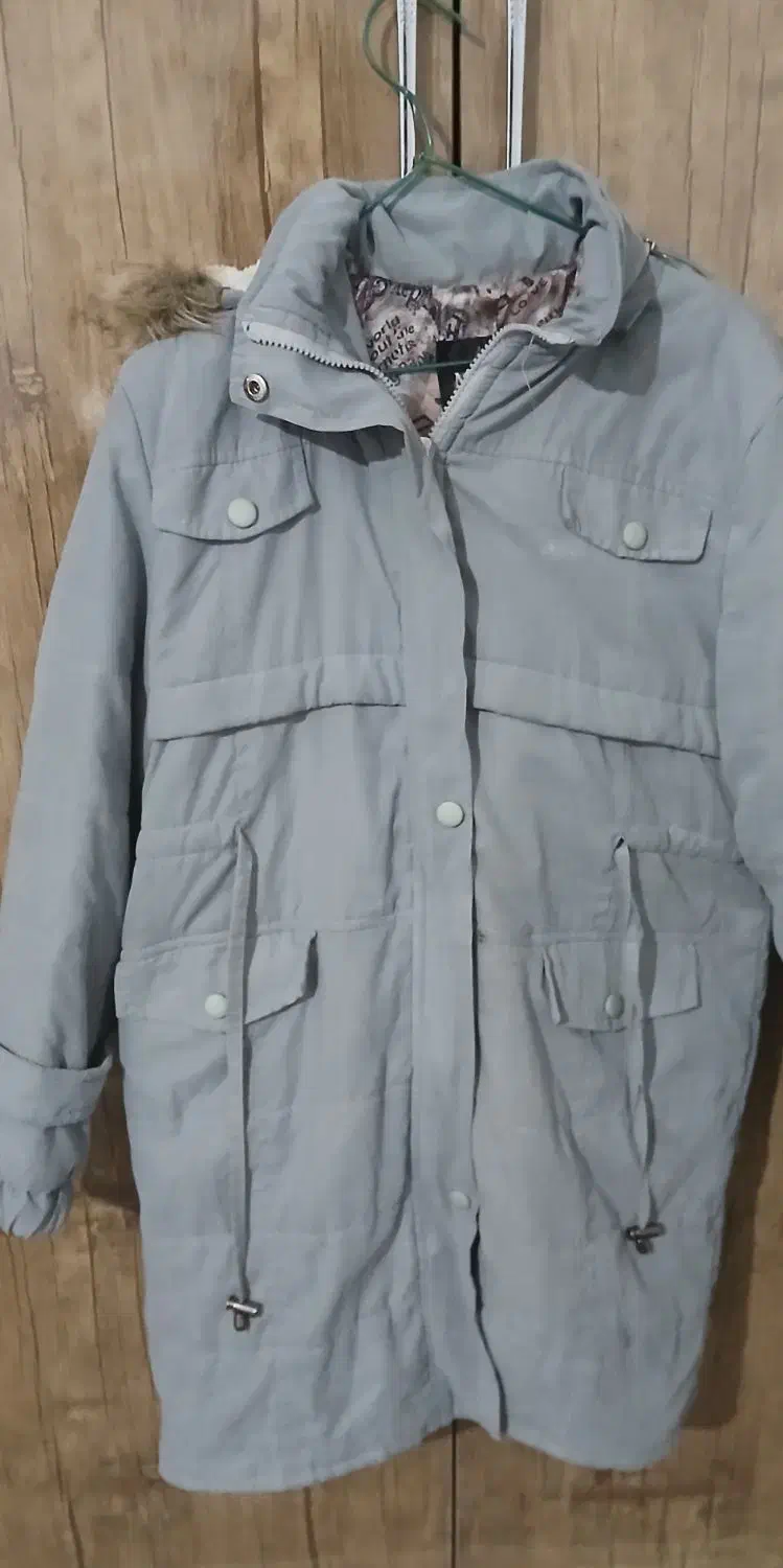 کاپشن|لباس|قیدار, |دیوار