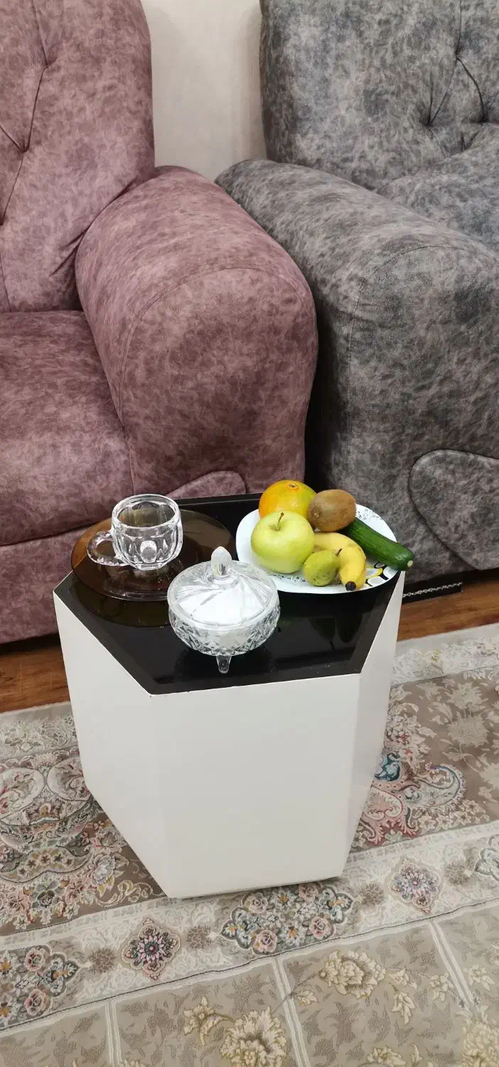 میز عسلی شیک، محکم و جادار|مبلمان خانگی و میز عسلی|کرج, چهارصد دستگاه|دیوار