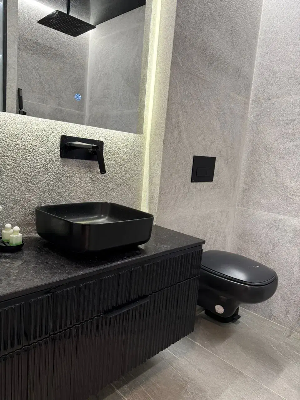 بازسازی و نوسازی|خدمات پیشه و مهارت|کیش, |دیوار