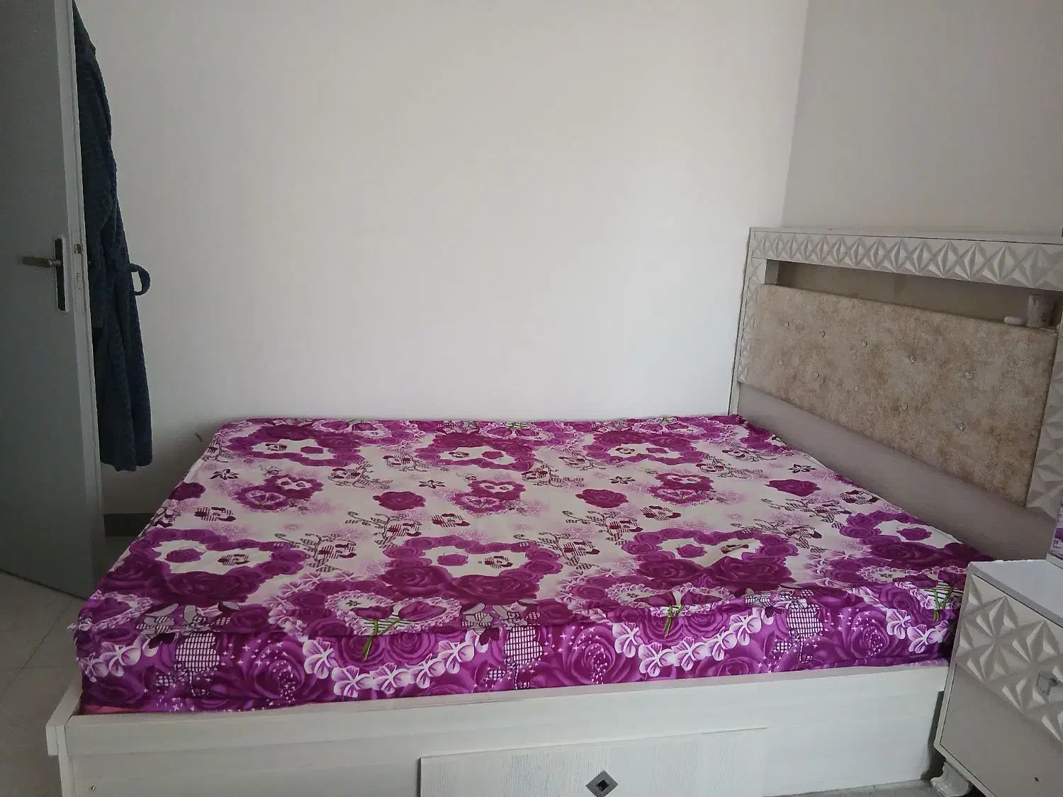 تخت|تخت و سرویس خواب|بندرعباس, |دیوار