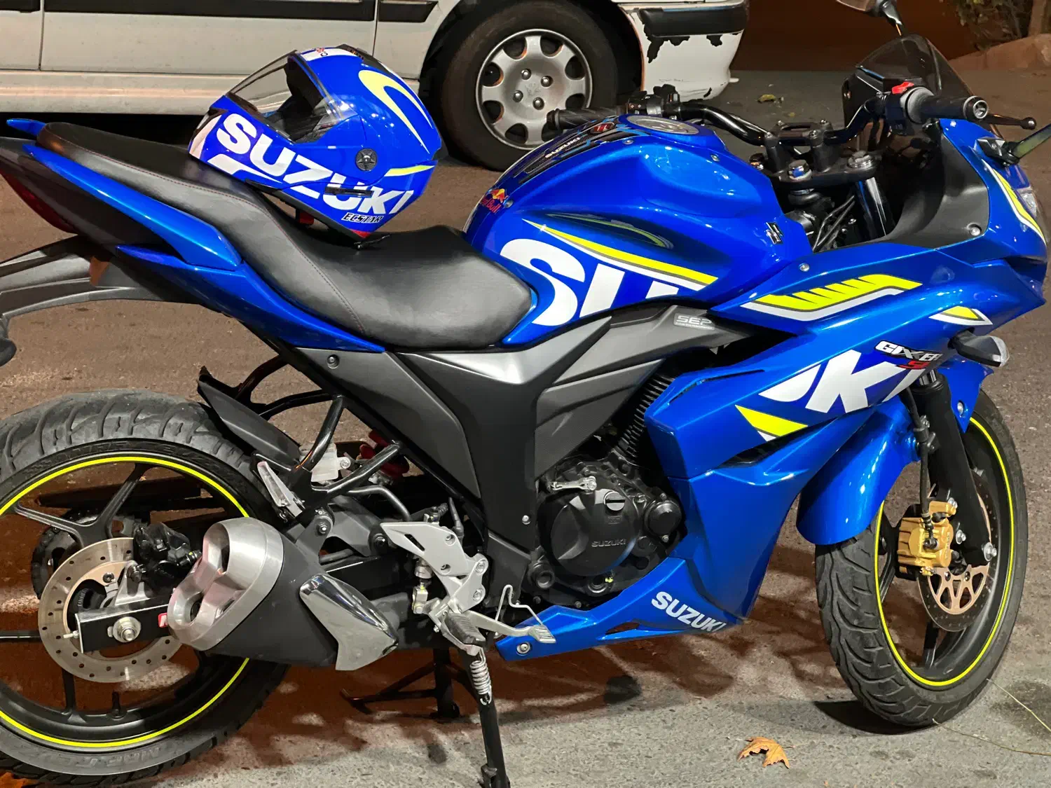 سوزوکی جیکسر استثنایی مدل ۱۴۰۰ suzuki/GSX/|موتورسیکلت|تهران, اکباتان|دیوار
