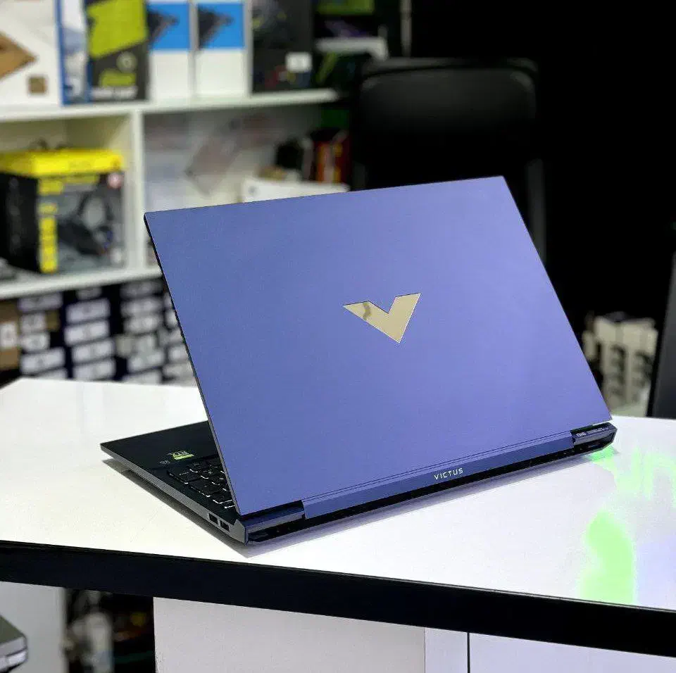 لپتاپ گیمینگ hp victus با هارد یک ترا/ اقساطی 3.5%|رایانه همراه|تبریز, |دیوار