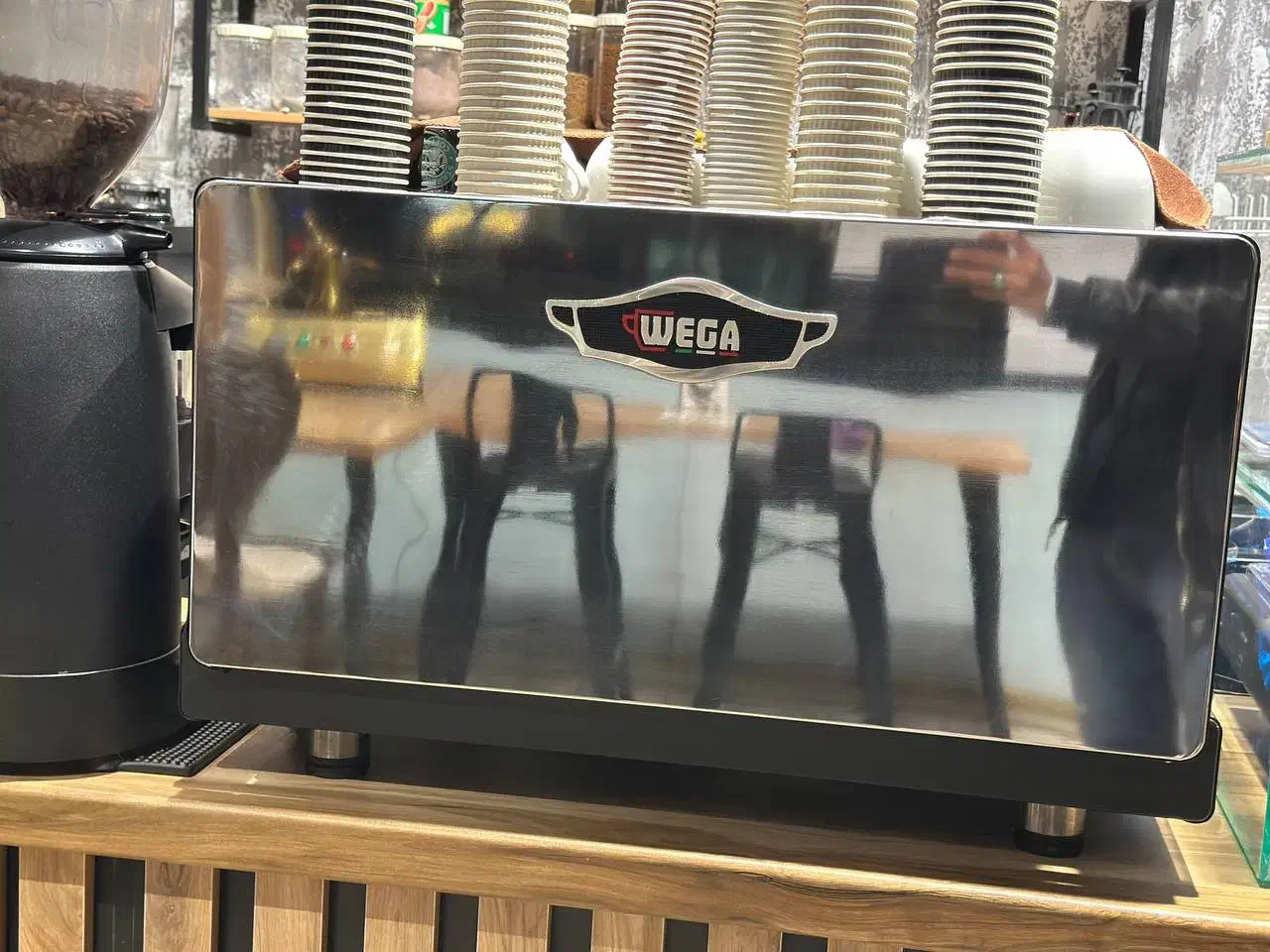 فروش تجهیزات کافی شاپ اسپرسوساز صنعتی و آسیاب|فروشگاه و مغازه|مشهد, چهارچشمه|دیوار