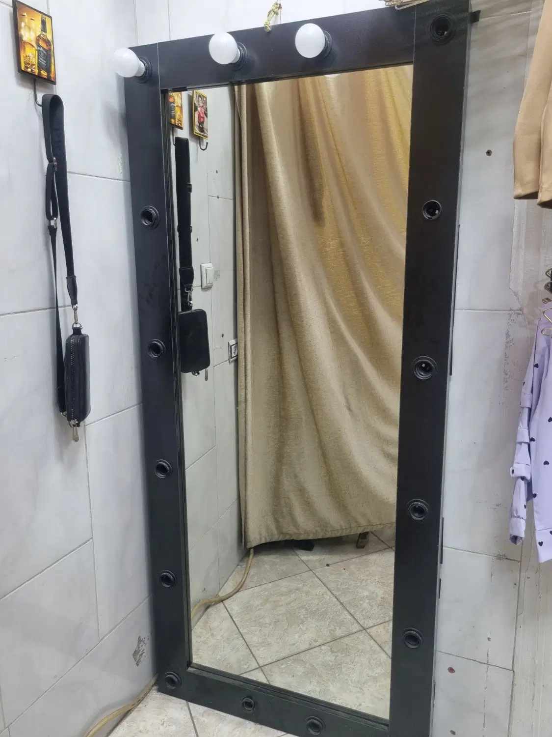 آئینه قدی|آینه|باقرشهر, |دیوار