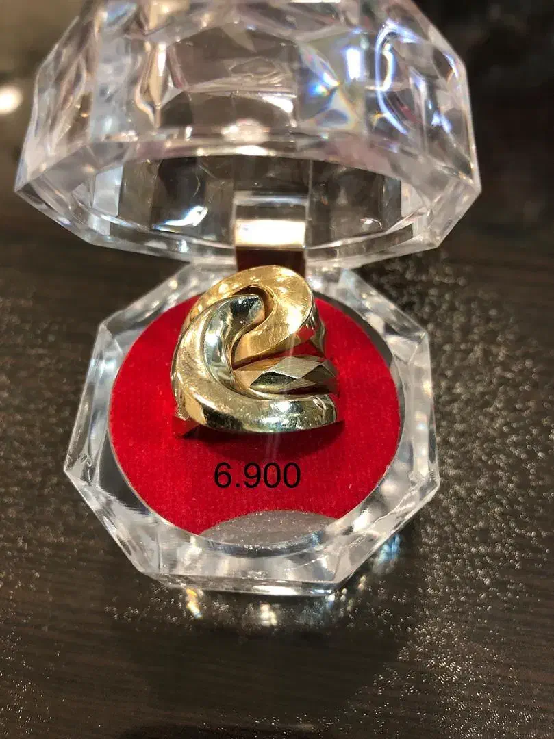 مقداری طلا در حد نو نو|جواهرات|کرج, حیدرآباد|دیوار