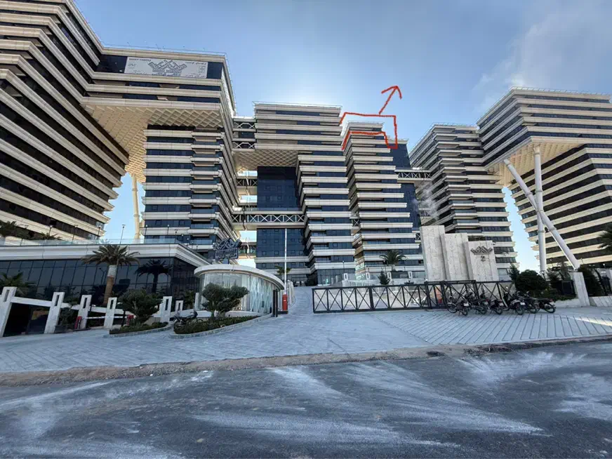 رهن آپارتمان پنت هاوس طبقه۱۵برج پزشکان آبشار۲۴۰متر|اجارهٔ آپارتمان|اصفهان, آبشار|دیوار