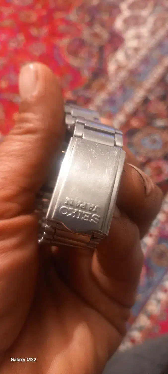 سیکو 5|ساعت|شاهین‌شهر, مورچه خورت|دیوار