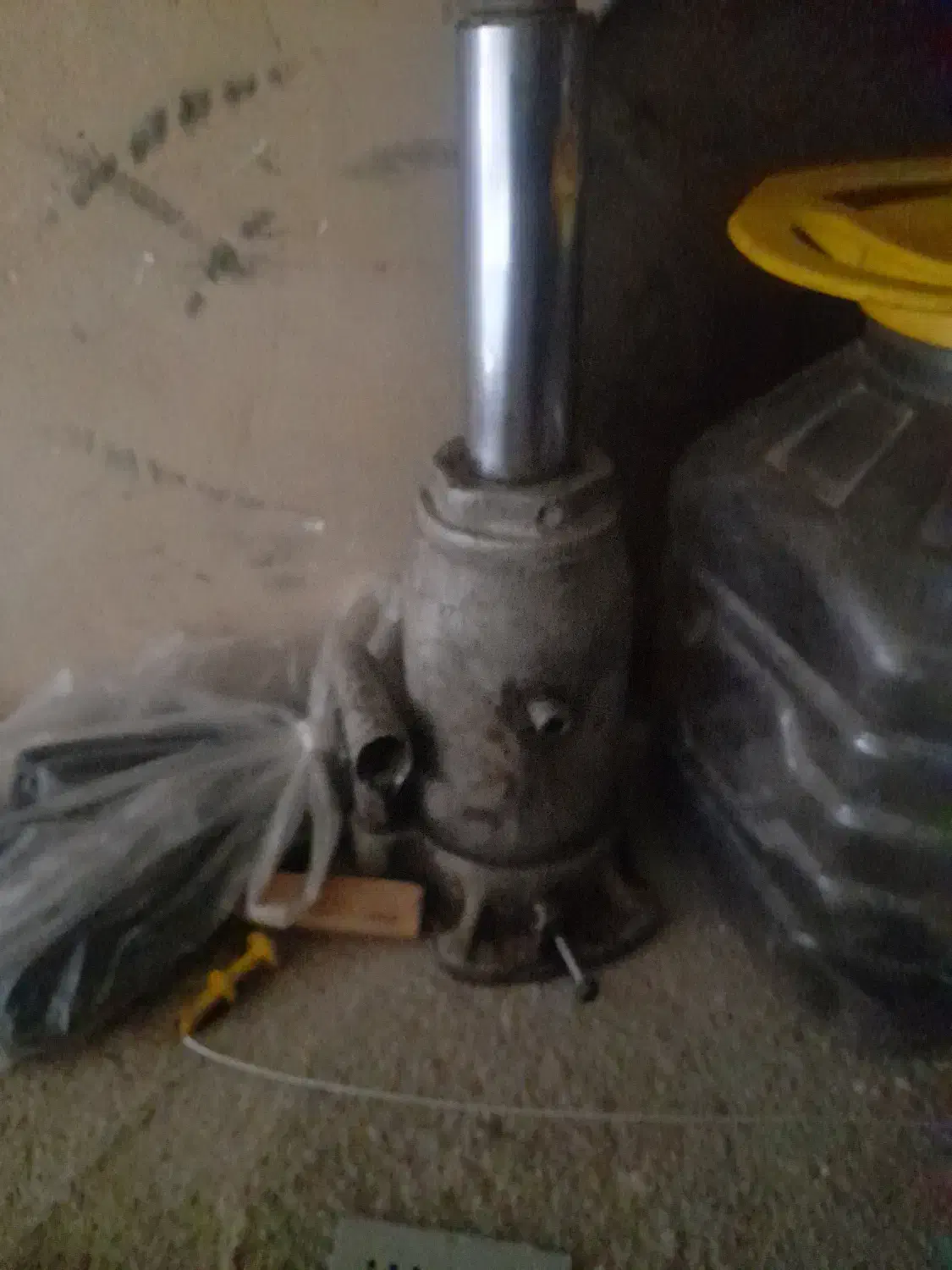 وسایل اضافه|چرخ خیاطی و ریسندگی|خرم‌آباد, |دیوار