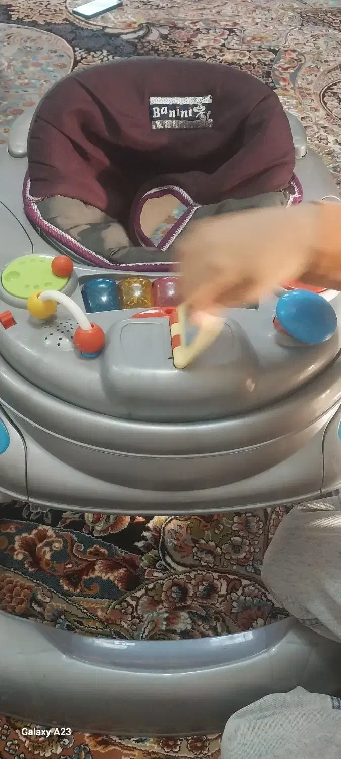 روروئک کودک درحدنو|کالسکه و لوازم جانبی|مبارکه, |دیوار