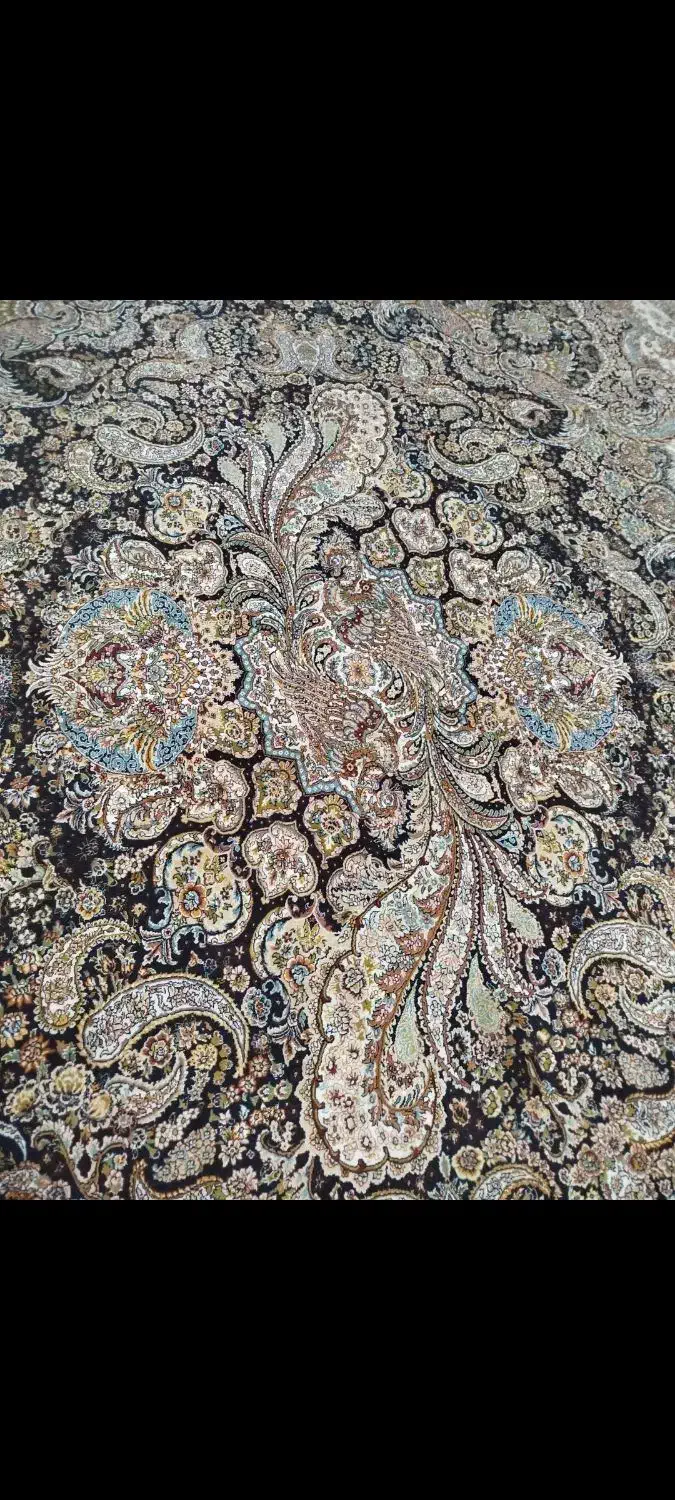 فرش ۷۰۰ شانه تراکم ۲۵۰۰|فرش|اسلام‌‌آباد غرب, |دیوار