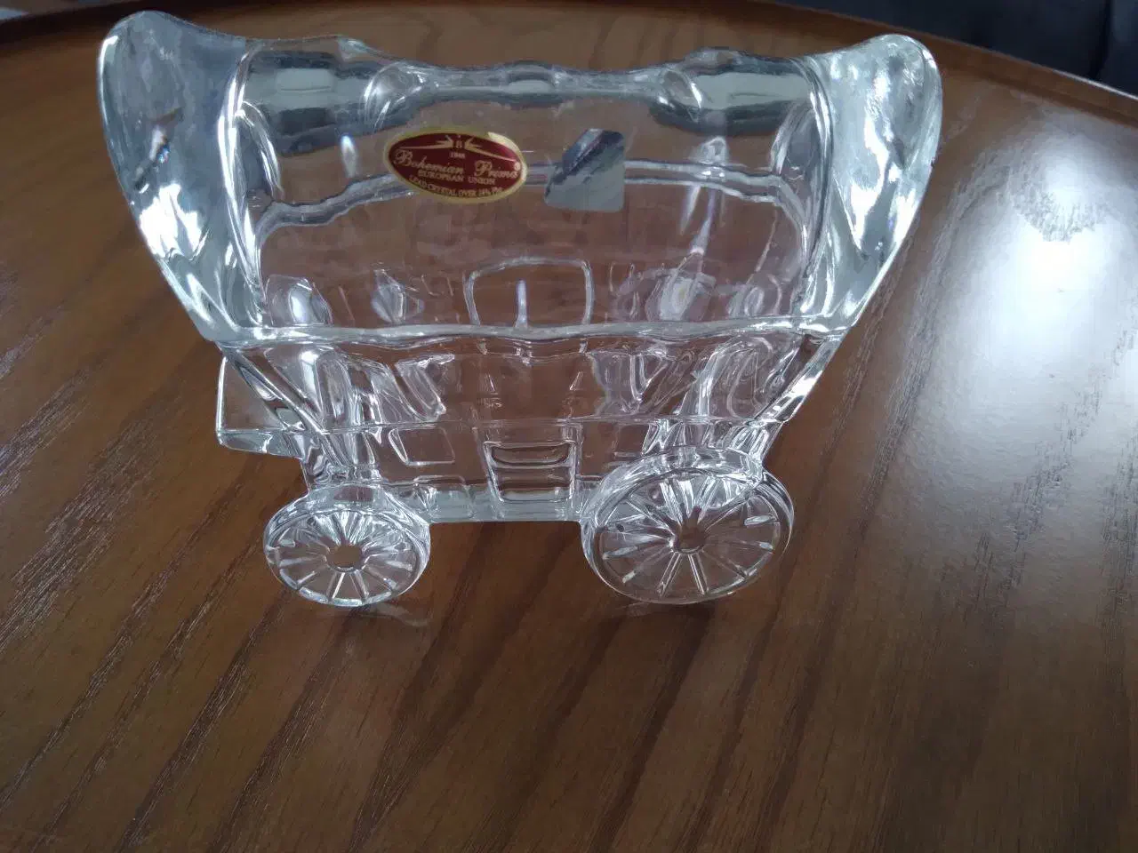 کالسکه کریستال|ظروف سرو و پذیرایی|امامزاده عبدالله, |دیوار