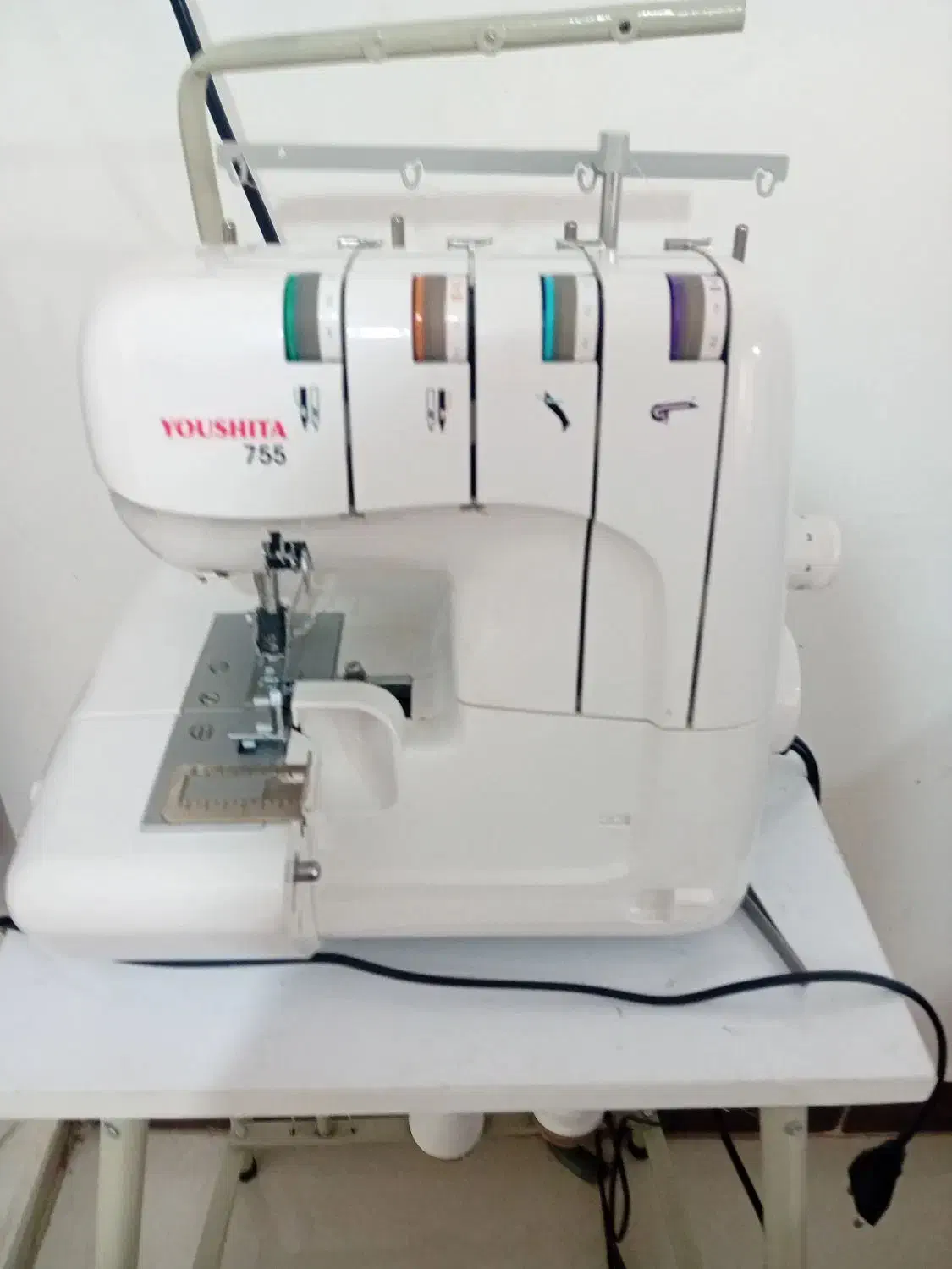 سردوز|چرخ خیاطی و ریسندگی|لاهیجان, قیام|دیوار