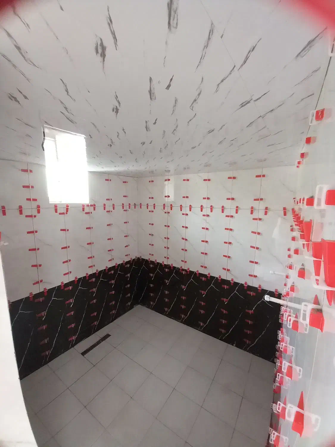 کاشیکار.نصب بروز کاشی وسرامیک ب روش دوغابی وچسبی|خدمات پیشه و مهارت|صومعهسرا, |دیوار