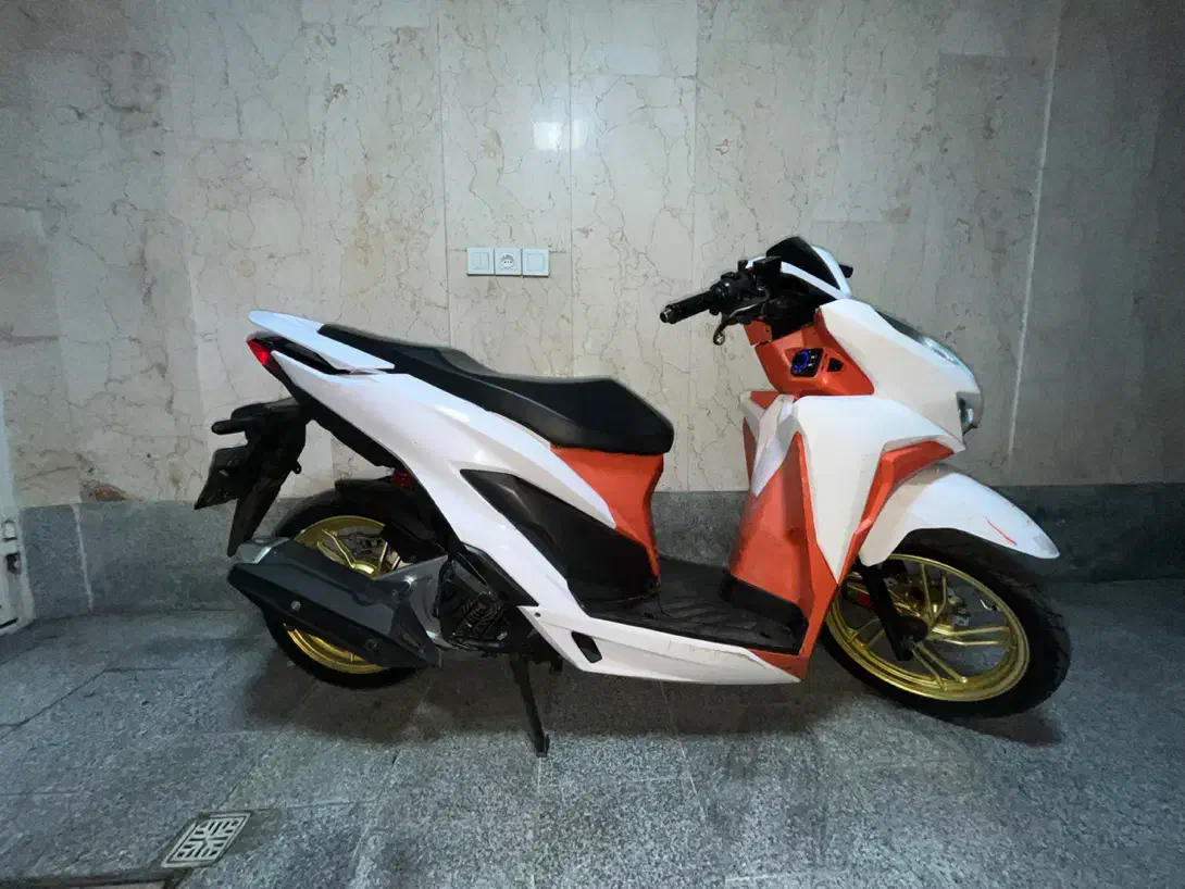 موتور طرح کلیک 150 (ایران دوچرخ)کاملا تمیز و مرتب|موتورسیکلت|تهران, آهنگ|دیوار