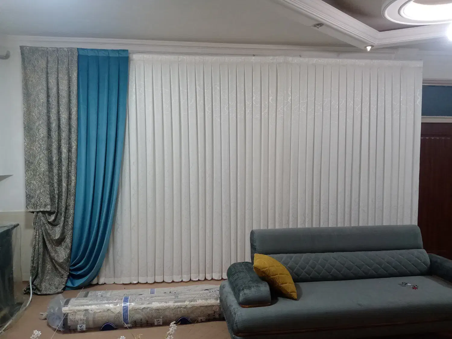 انواع پرده پارچه‌ای و زبرا|پرده، رانر، رومیزی|گناباد, |دیوار