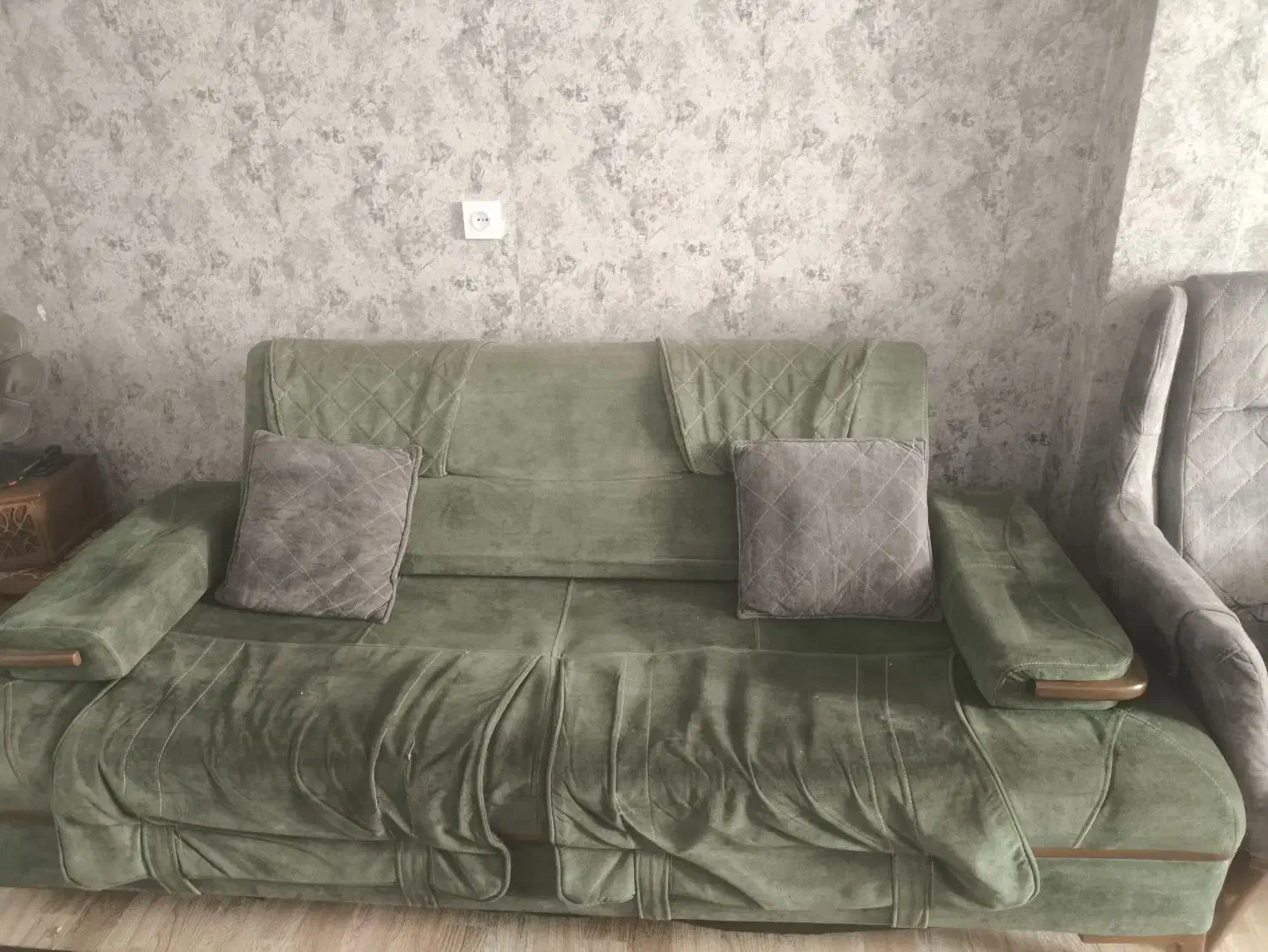 مبل راحتی تخت شو|مبلمان خانگی و میز عسلی|مهدی شهر, |دیوار