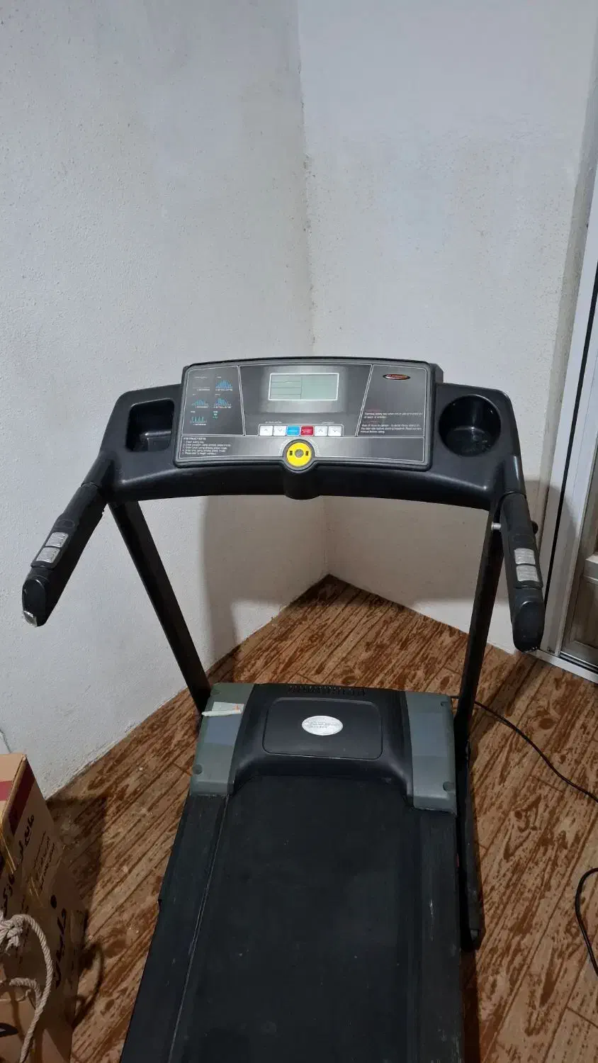 تردمیل strength کم کار کرد|تجهیزات ورزشی|رشت, معلم|دیوار