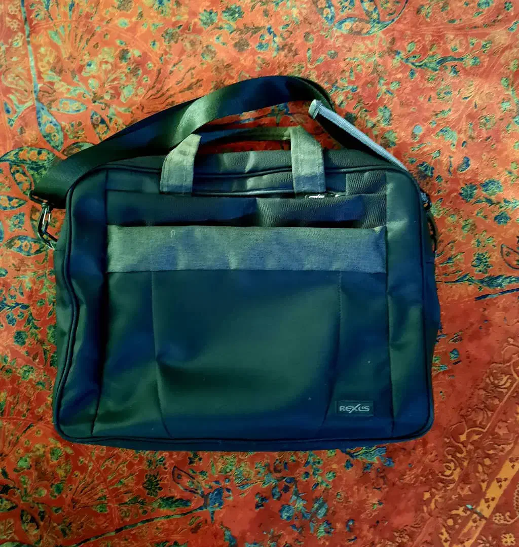 انواع کیف|کیف، کفش، کمربند|سمنان, |دیوار