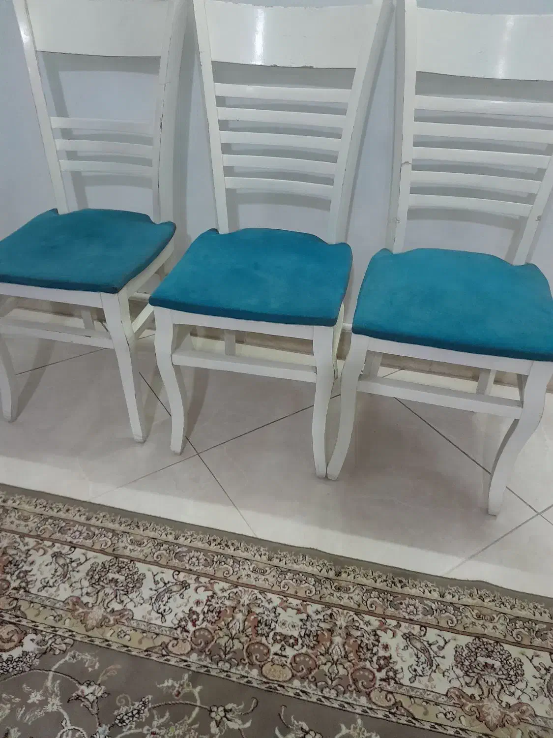 صندلی چوبی|صندلی و نیمکت|اسلام‌شهر, بهرام آباد|دیوار