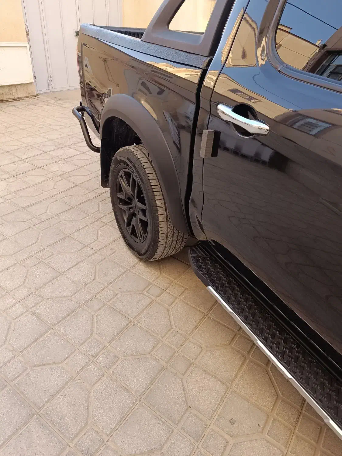 کی ام سی t8 مدل۱۴۰۲ معاوضه دارم|خودرو سواری و وانت|شیراز, منطقه هوایی شهید دوران|دیوار