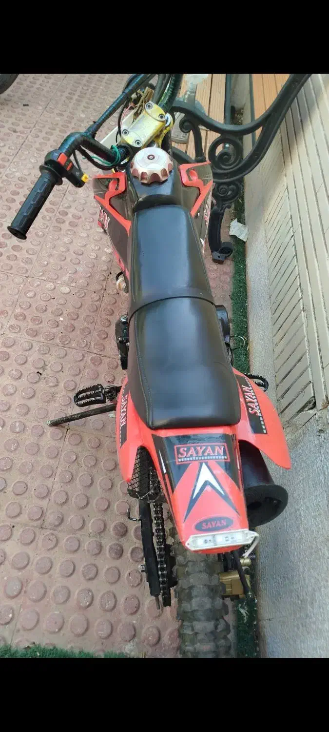 موتور مینی کراس ۱۱۰ سی سی|موتورسیکلت|پرند, فاز ۲|دیوار