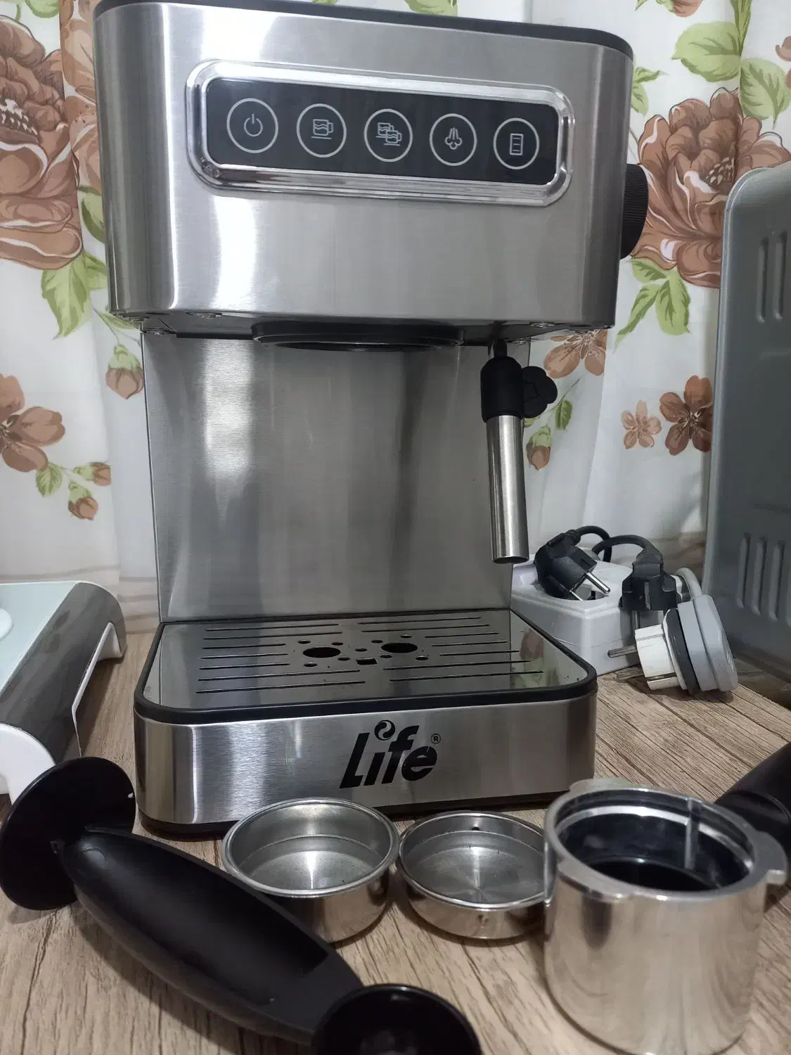 اسپوسوساز لایف درحد خیلی نو|سماور، چای‌ساز، قهوه‌ساز|بندرعباس, |دیوار