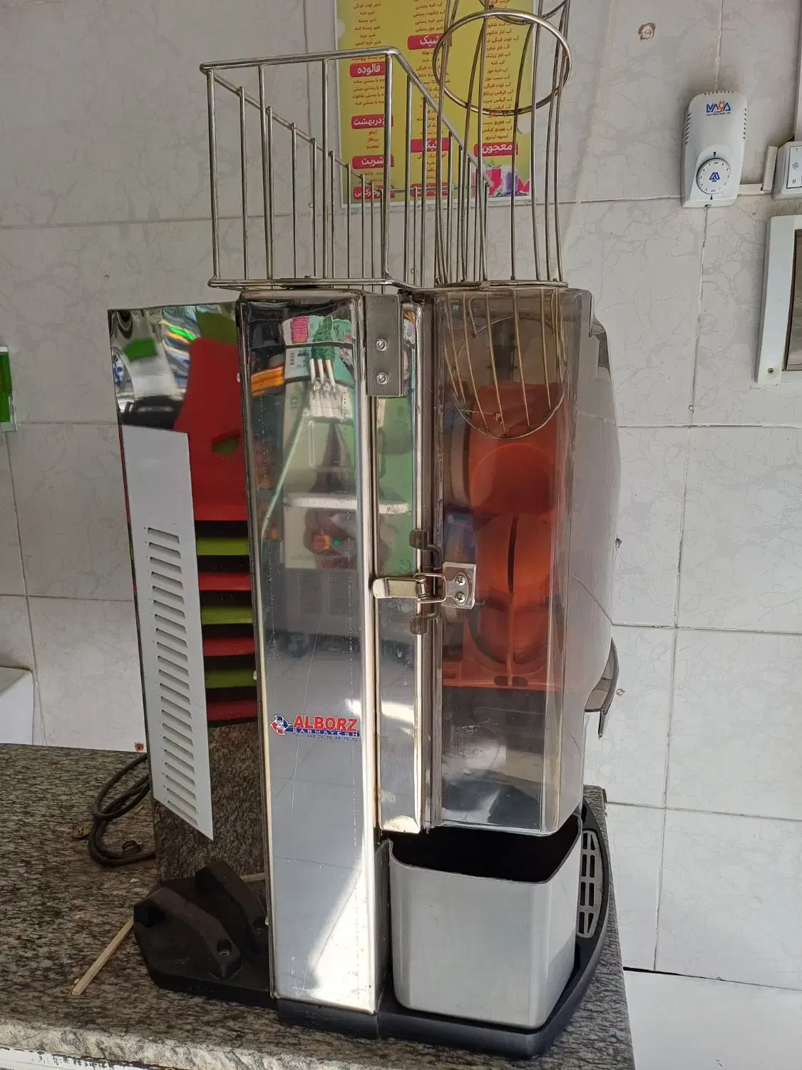 مرکبات گیر|آبمیوه‌گیر و آب‌مرکبات‌گیر|سنندج, |دیوار