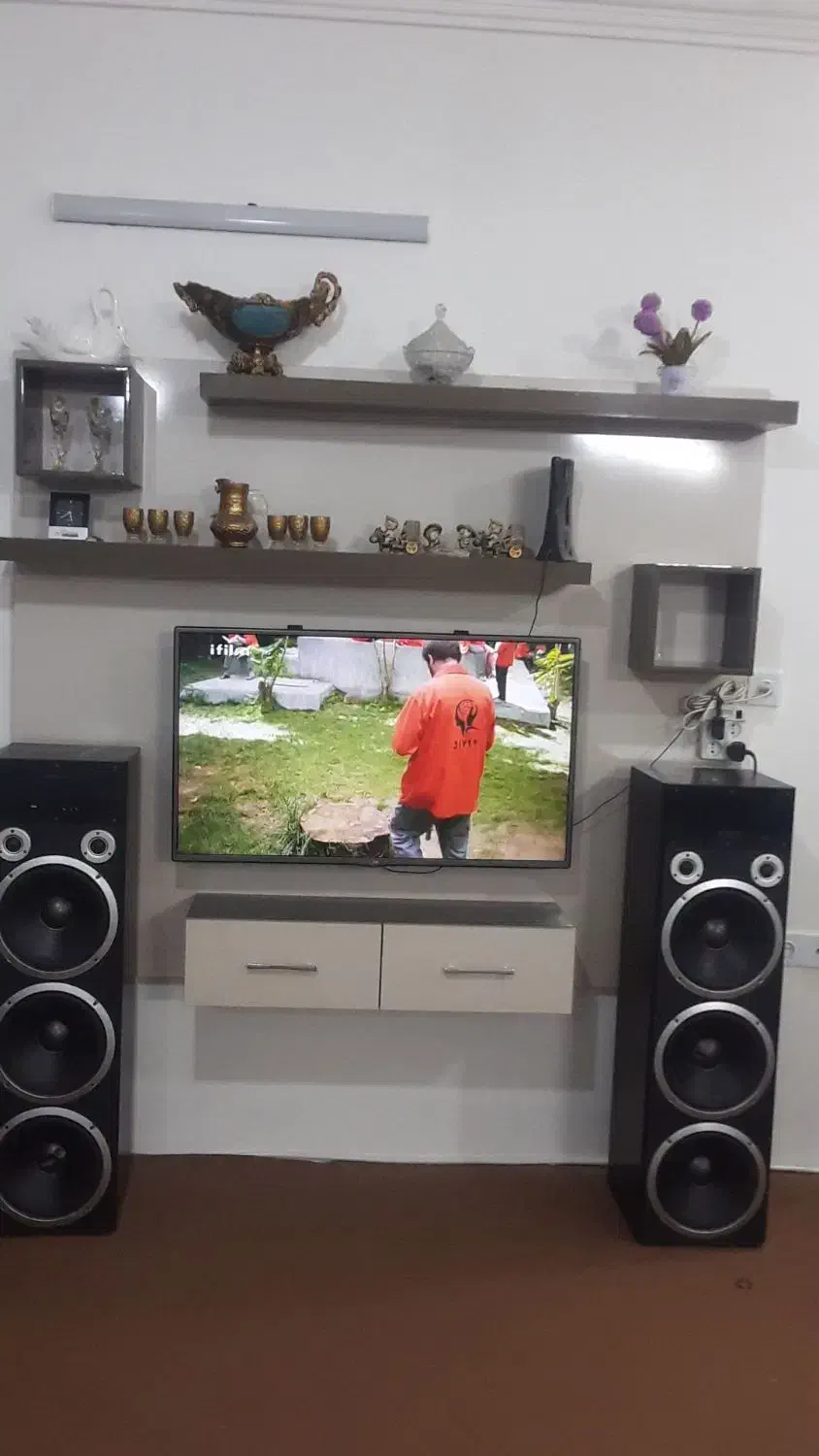 میز تلوزیون|میز تلویزیون|تربت جام, معدآباد|دیوار