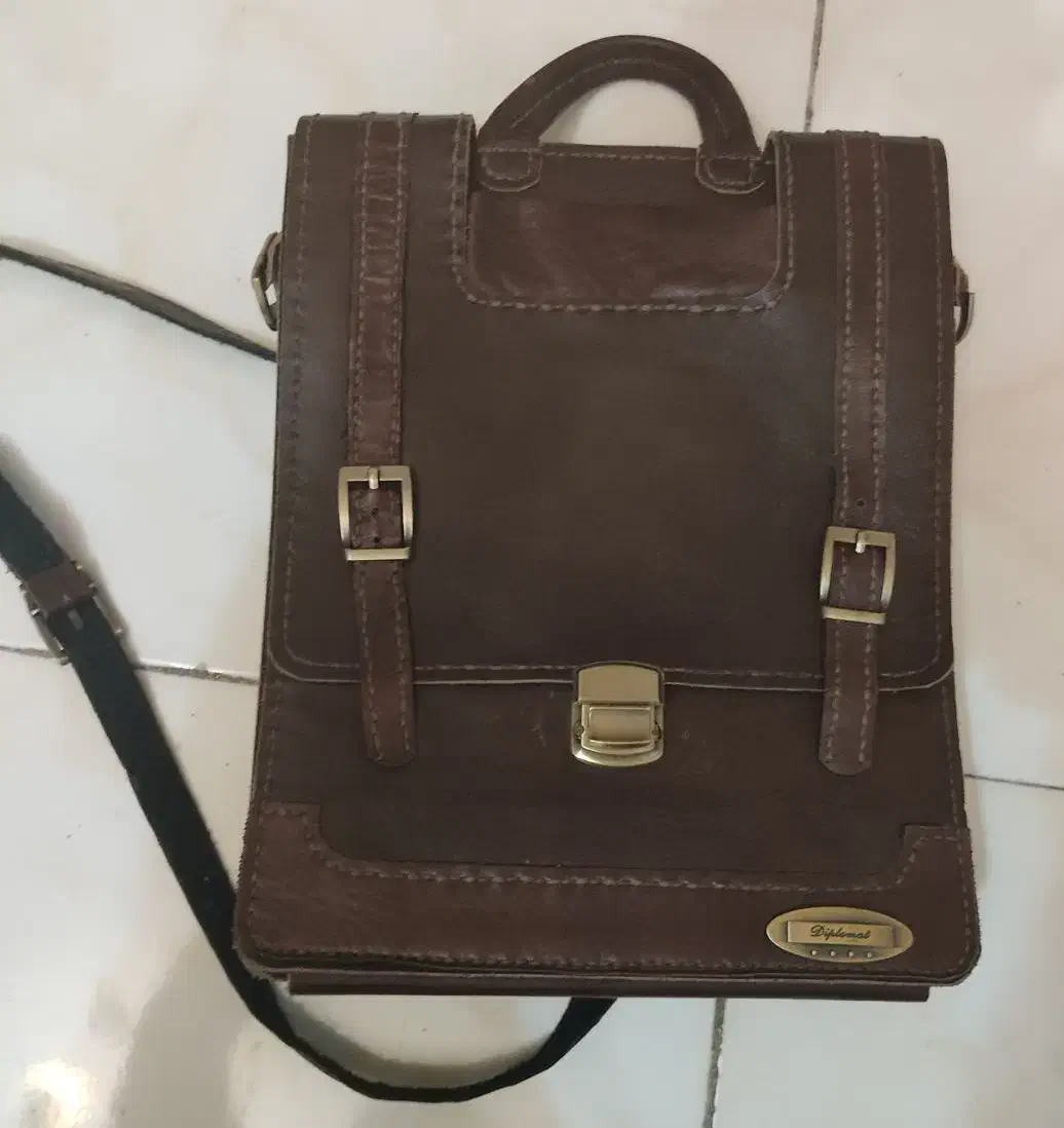 کیف چرمی مردانه برند دیپلمات|کیف، کفش، کمربند|اراک, |دیوار