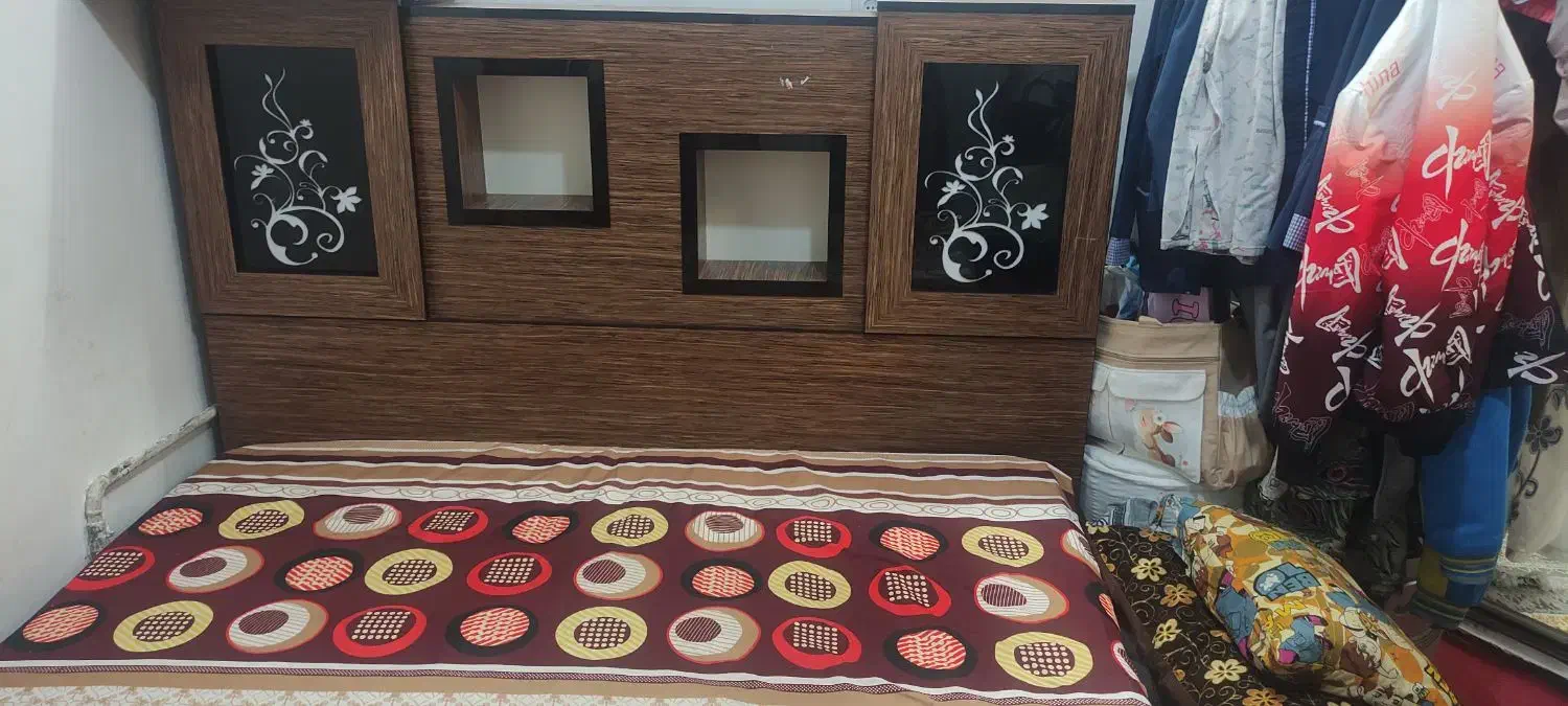 تخت دو نفره ام دی اف همراه تشک|تخت و سرویس خواب|قم, نیروگاه|دیوار