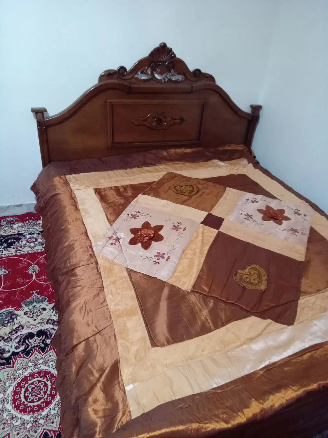 تخت خواب دونفره سالم|تخت و سرویس خواب|بم, |دیوار