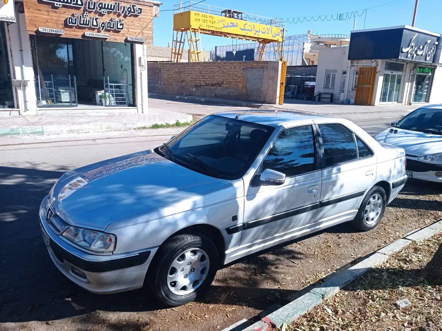 پارس مدل۹۸ بیرنگ|خودرو سواری و وانت|زرندیه, |دیوار