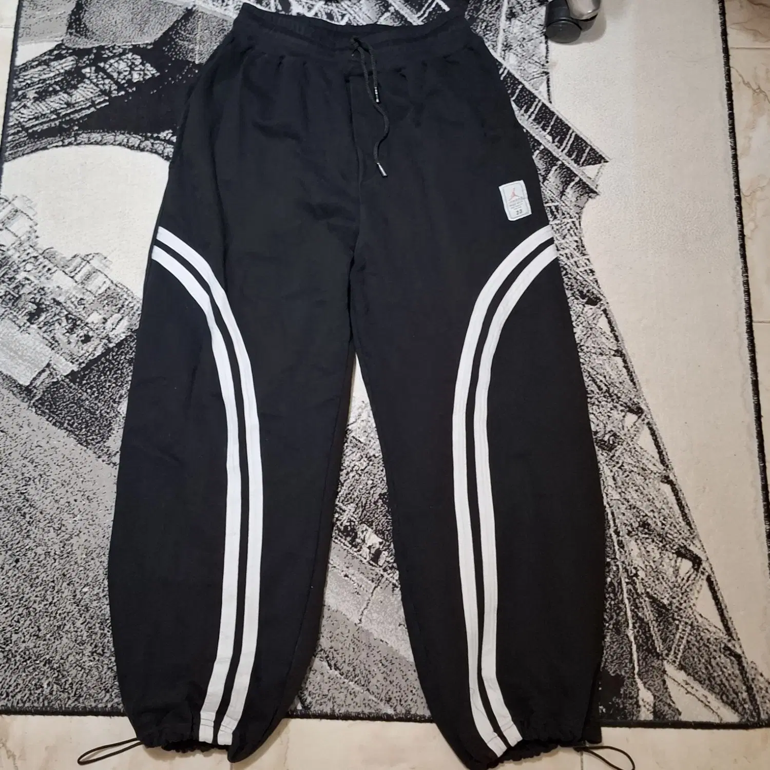 jogger جاگر|لباس|کرج, باغستان|دیوار