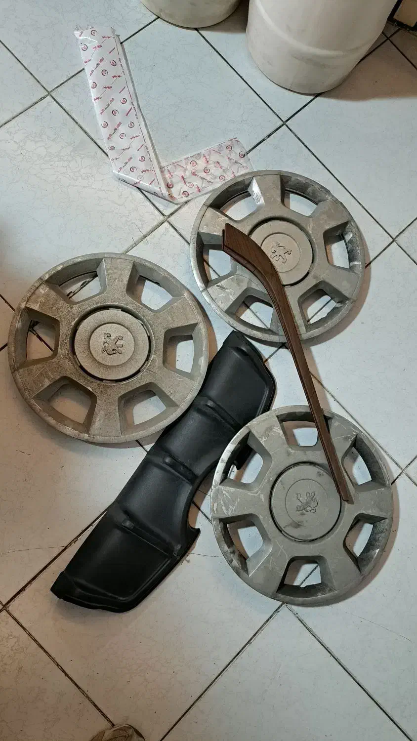 مقداری لوازم ماشین|قطعات یدکی و لوازم جانبی|اردبیل, |دیوار