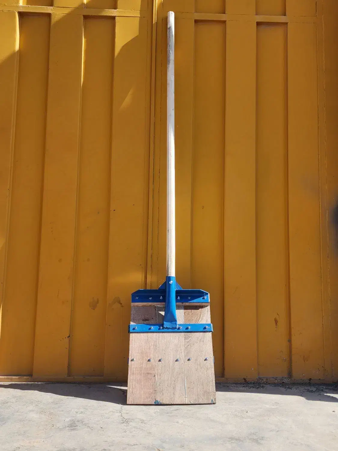 پارو برف|ابزارآلات|نجفآباد, شهدا|دیوار