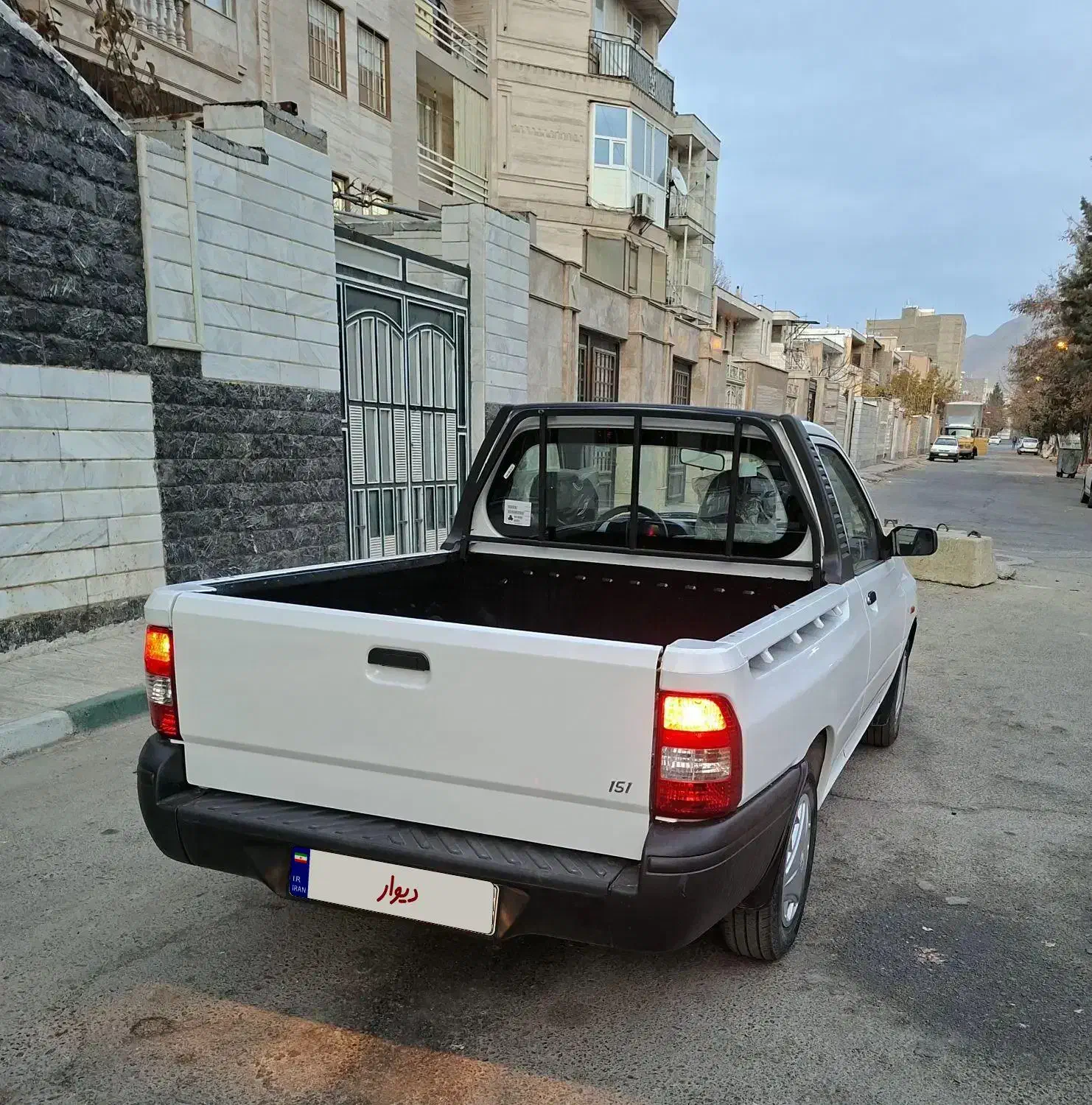 پراید وانت ۱۵۱ پاششی خشک|خودرو سواری و وانت|ملایر, |دیوار