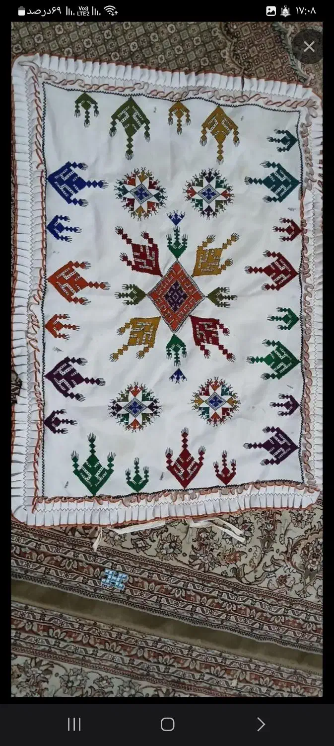 بالشت کوچک وبزرگ دوخته میشود|رختخواب، بالش، پتو|بیرجند, |دیوار