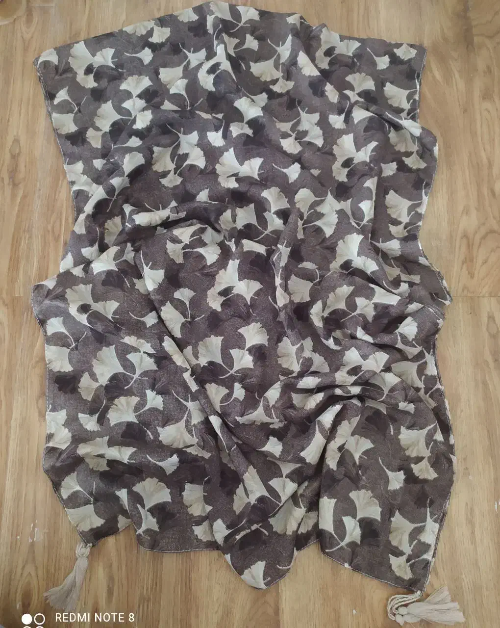 مقداری جنس به قیمت عمده|لباس|سنقر, |دیوار