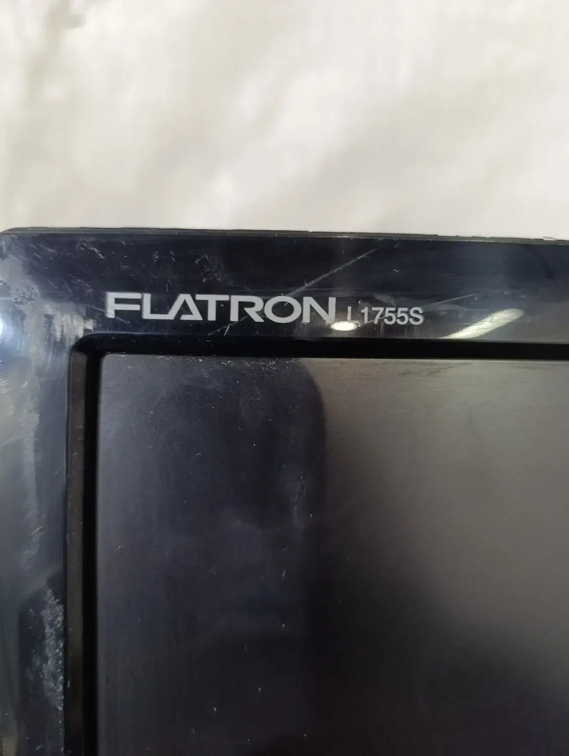 مانیتور ال جی ۱۷ اینچ|قطعات و لوازم جانبی رایانه|قزوین, |دیوار