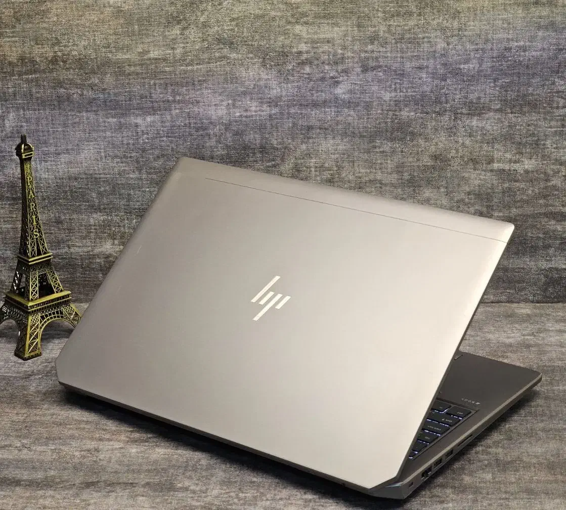 لپ تاپ HP ZBOOK 15 G5 مهندسیCore i7 گرافیک ۴ رم ۳۲|رایانه همراه|شیراز, وصال|دیوار