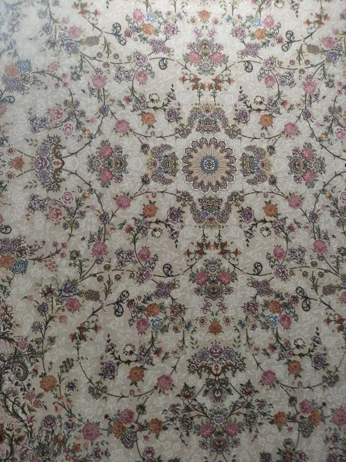 4تخته فرش 6متری گل برجسته طرح افشان|فرش|قرچک, شهرک گلها|دیوار