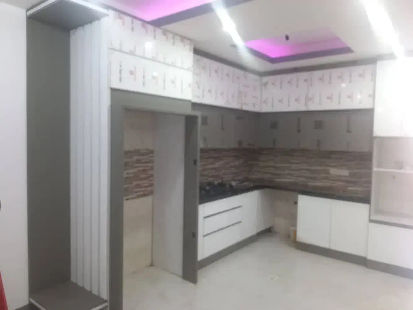 کابینت های آماده ی هایگلاس|مصالح و تجهیزات ساختمان|اهواز, کوی علوی|دیوار